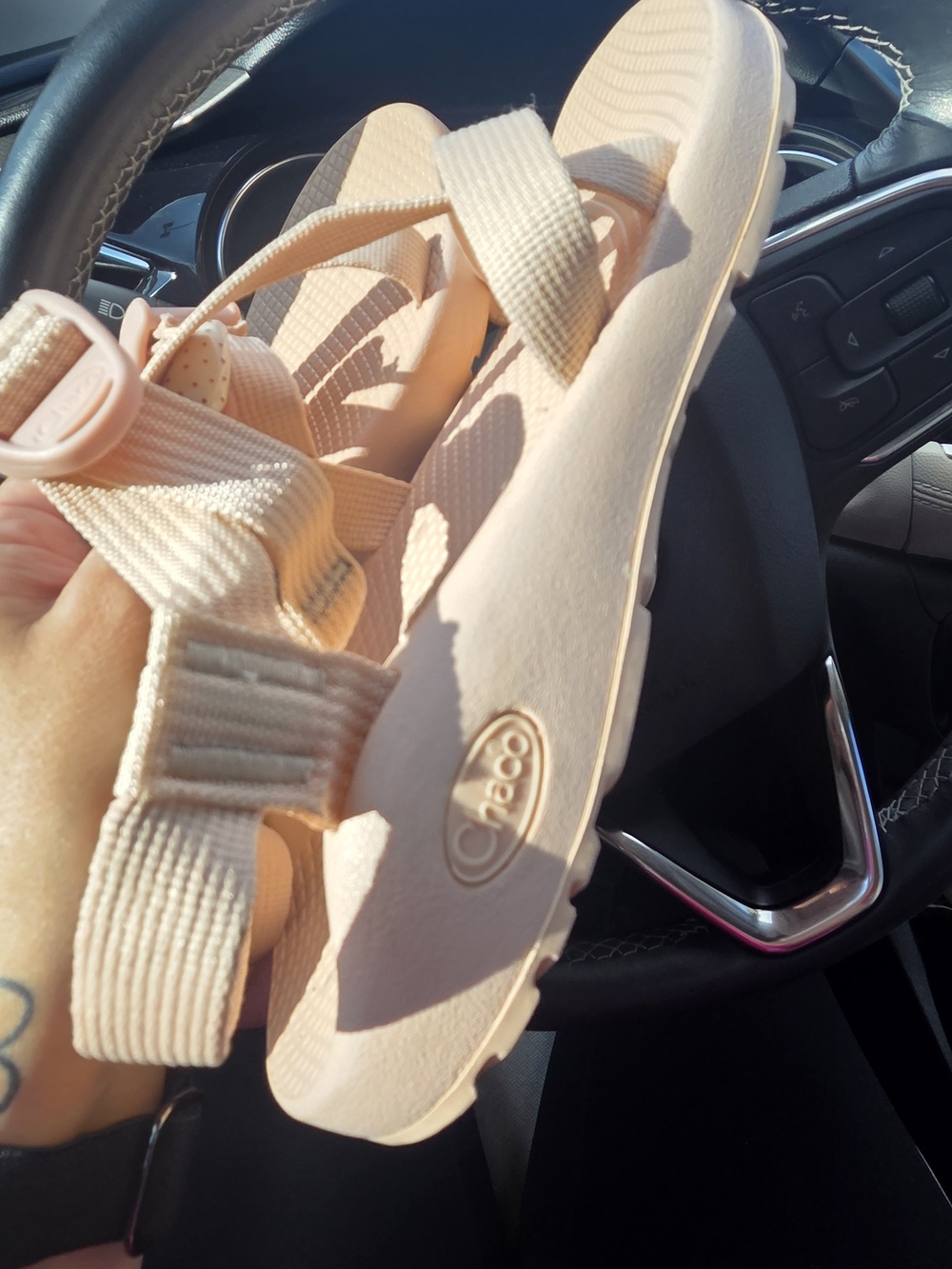 Comfortable Women's Light Pink Chaco Sandals